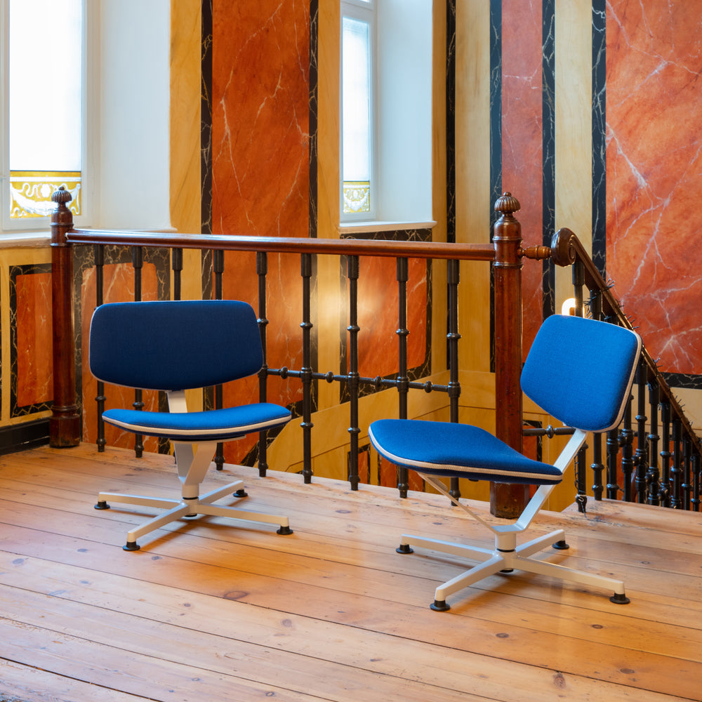 Arba Upholstered Lounge Chair