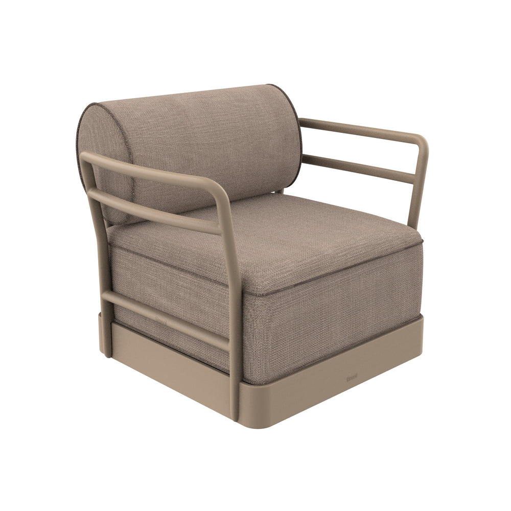 Brisa Outdoor Lounge Armchair