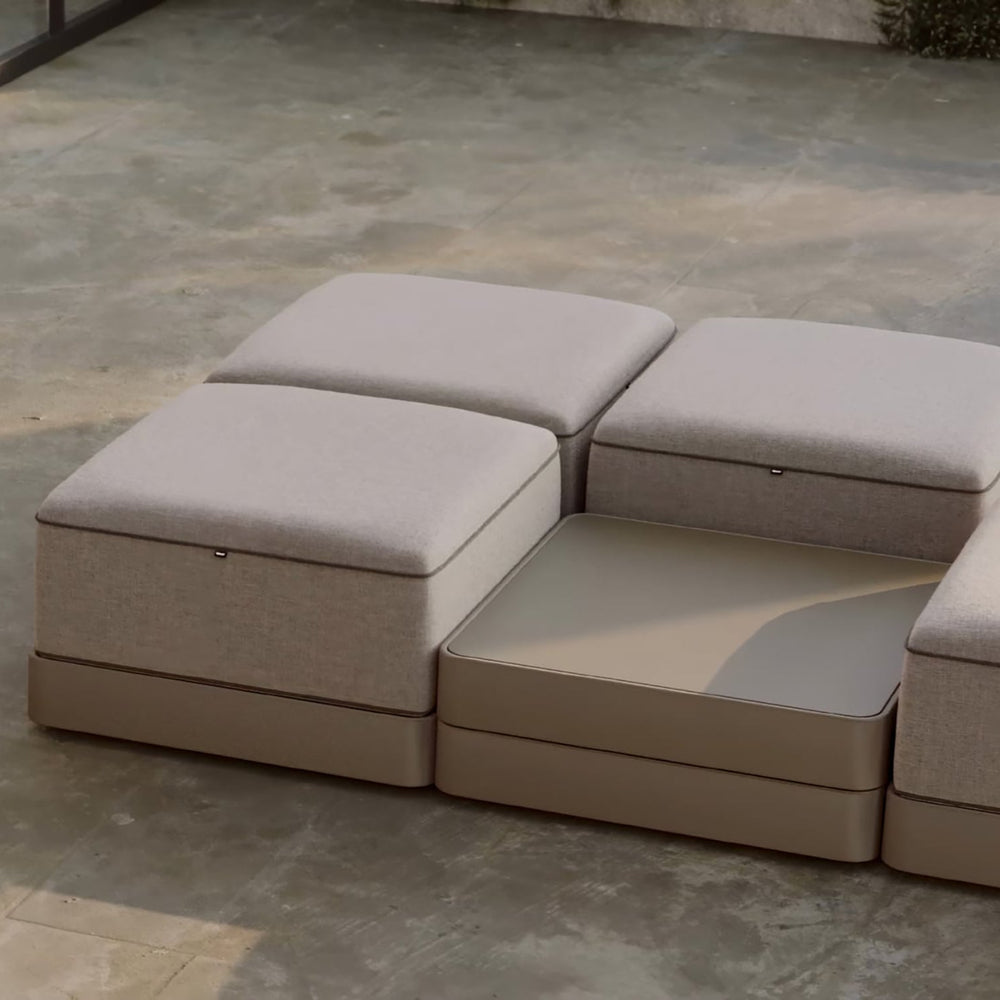 Brisa Outdoor Ottoman