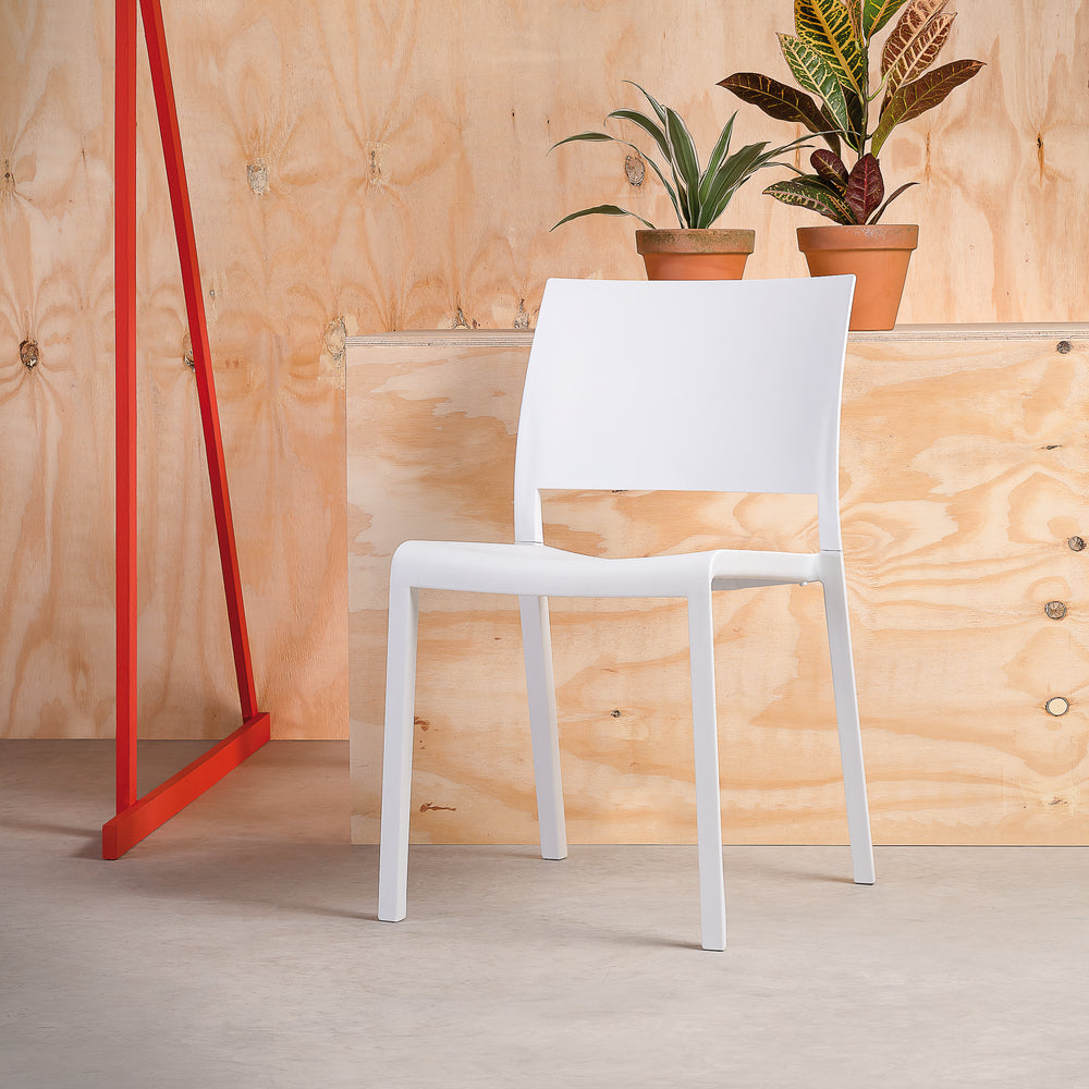 Fiona Stacking Outdoor Chair (Set of 4)