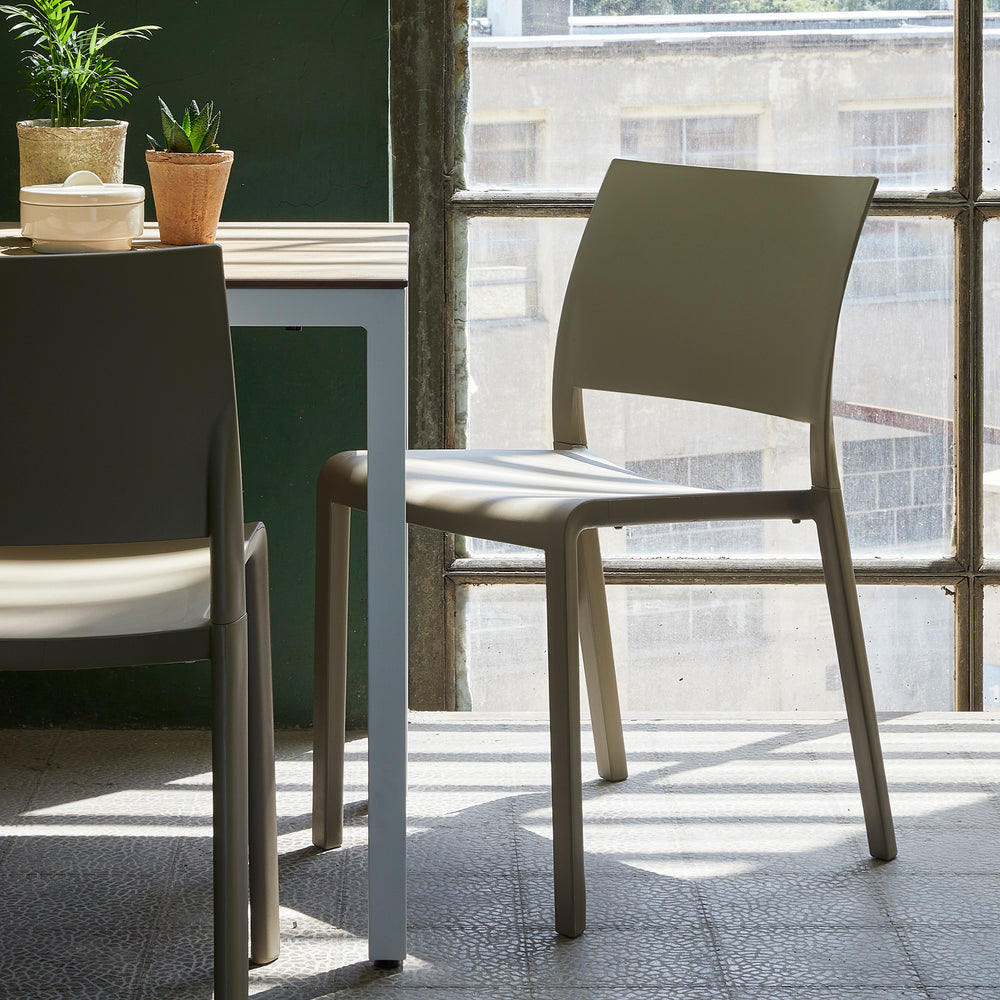 Fiona Stacking Outdoor Chair (Set of 4)