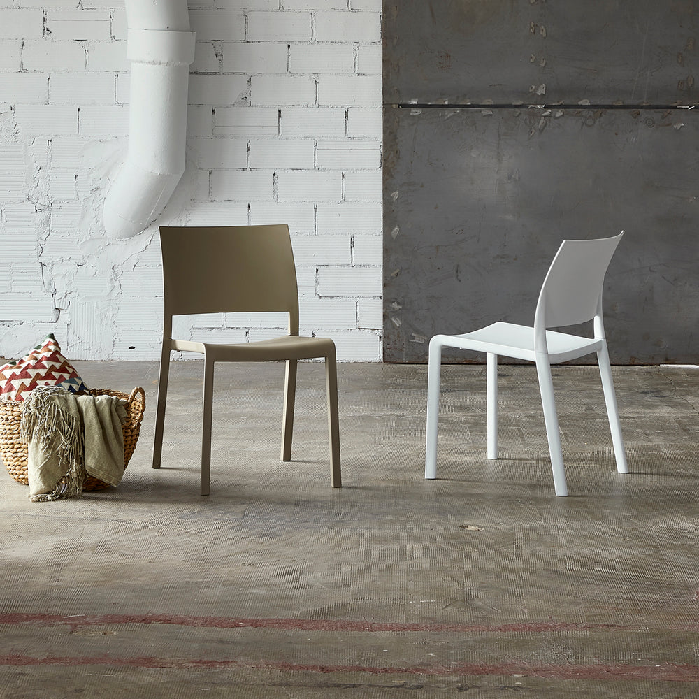 Fiona Stacking Outdoor Chair (Set of 4)