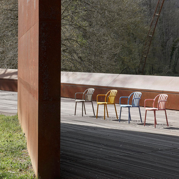 Sue Stacking Outdoor Armchair (Set of 4)