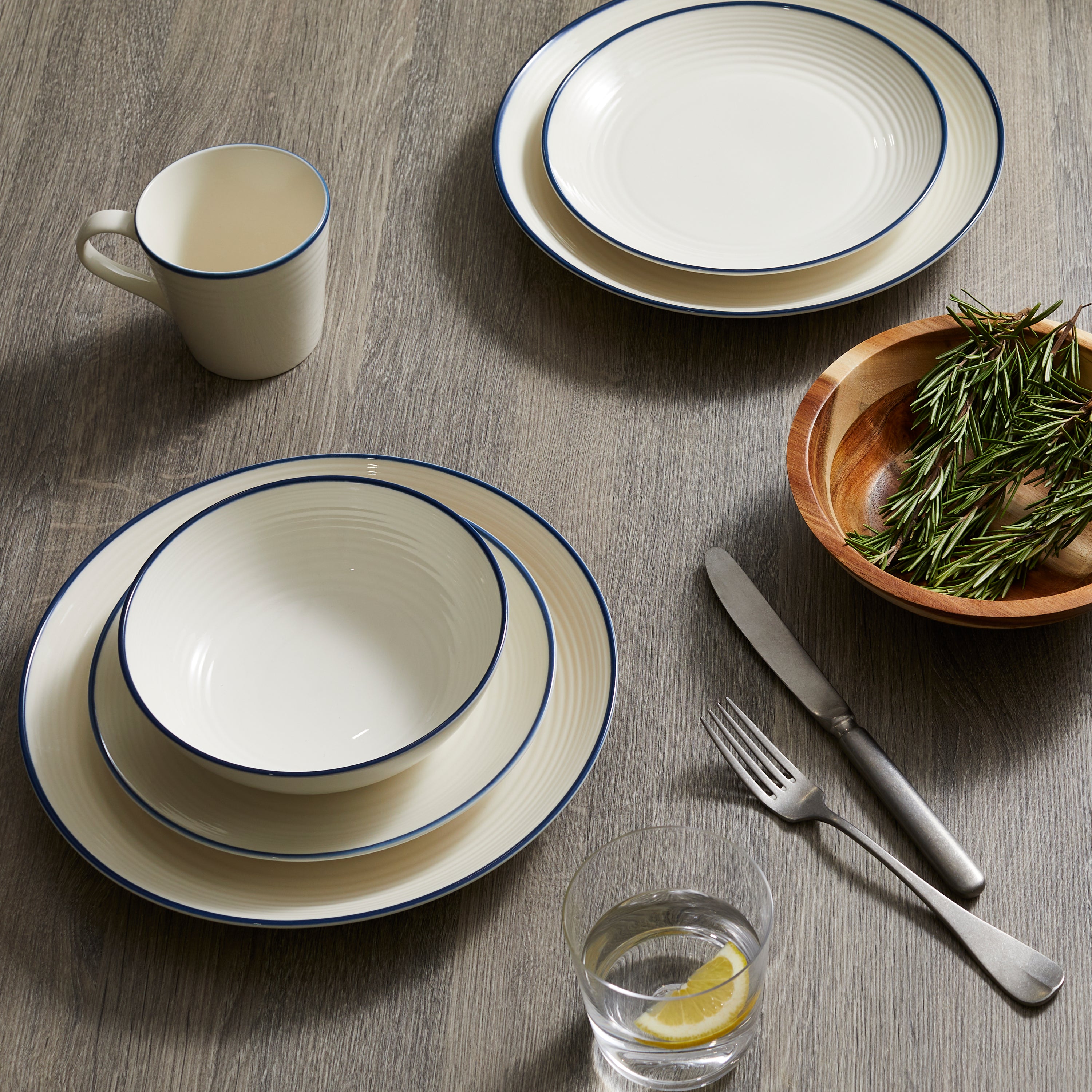 Royal Doulton Maze 12-Piece Dinner Set - 2Modern
