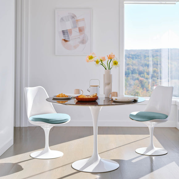 Saarinen Round Dining Table