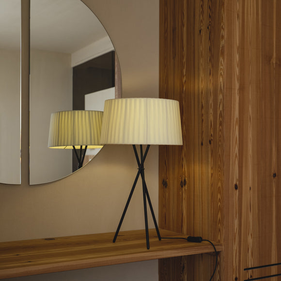 Tripode Small Table Lamp
