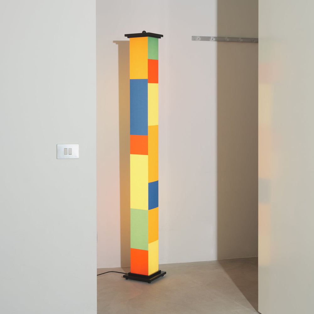 Bella Durmiente Floor Lamp