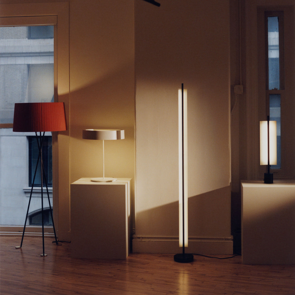 Lamina 165 LED Floor Lamp
