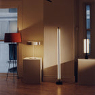 Lamina 165 LED Floor Lamp