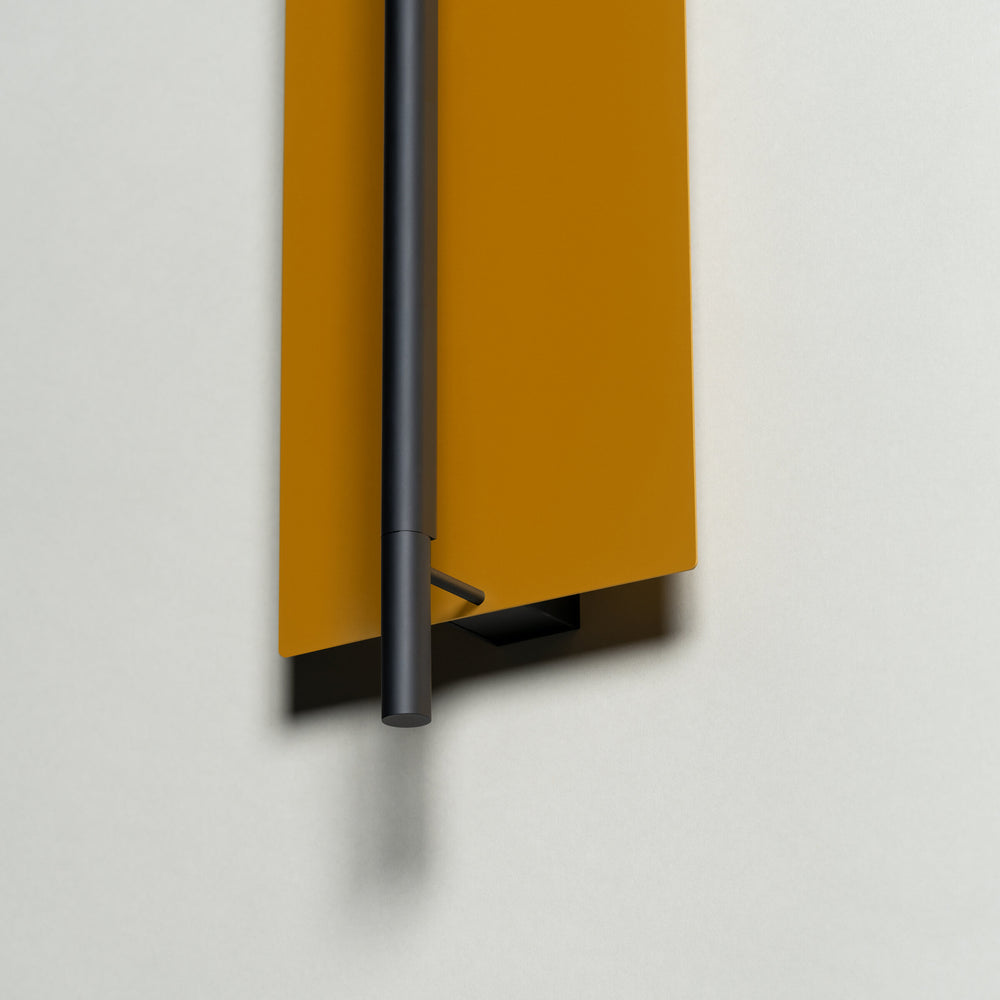 Lamina 45 Dorada LED Wall Sconce