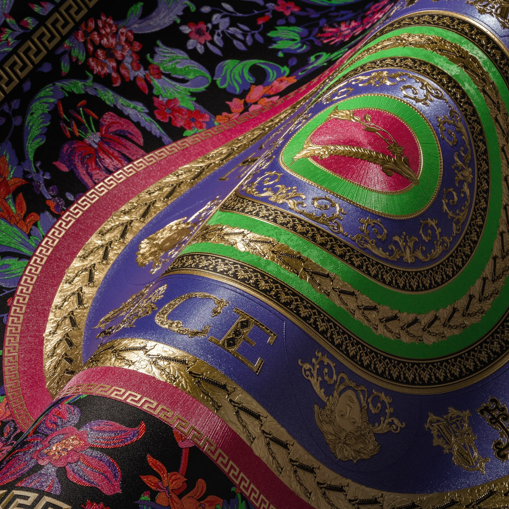 Versace Volume 5 Ember Wallpaper