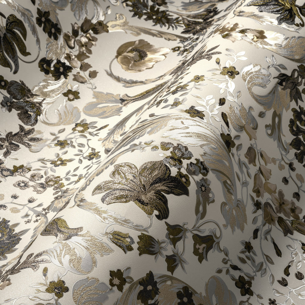 Versace Volume 5 Empress Wallpaper