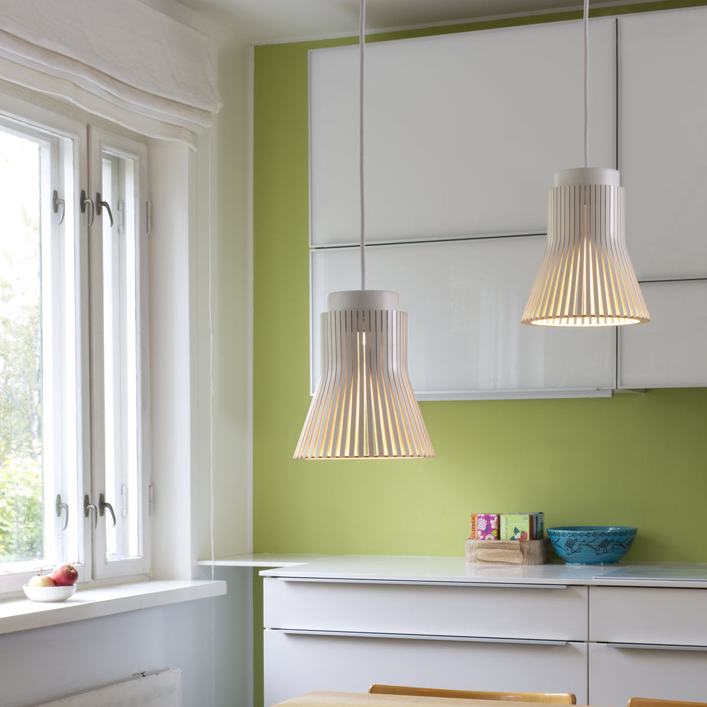 Petite 4600 Pendant Light