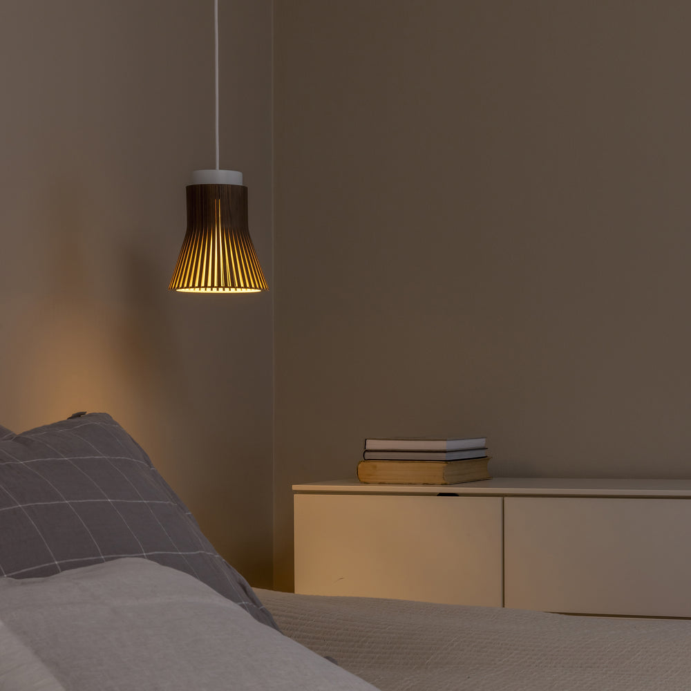 Petite 4600 Pendant Light