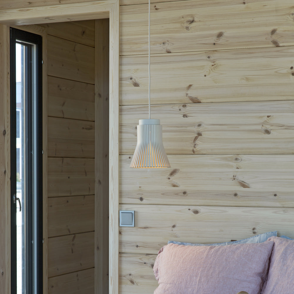 Petite 4600 Pendant Light