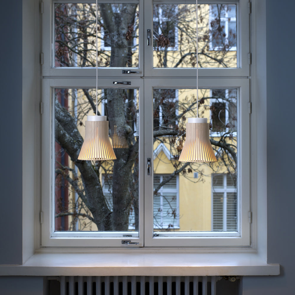 Petite 4600 Pendant Light