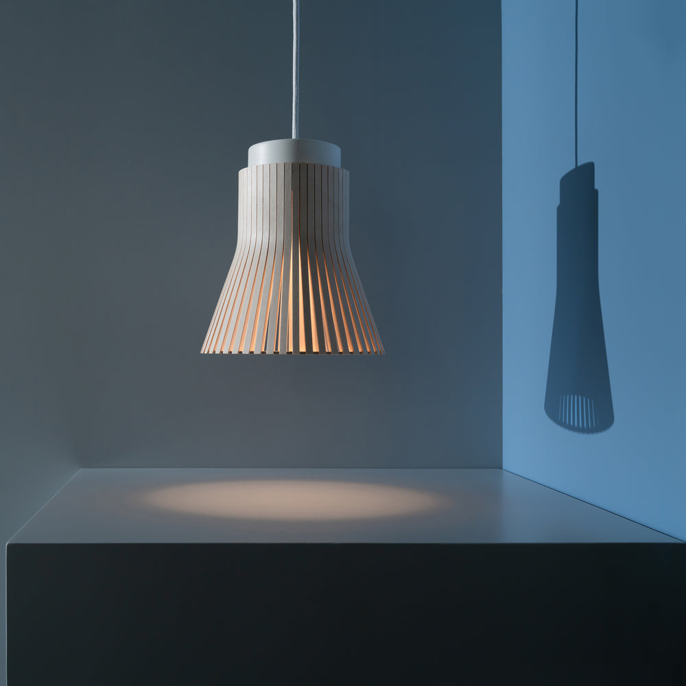 Petite 4600 Pendant Light