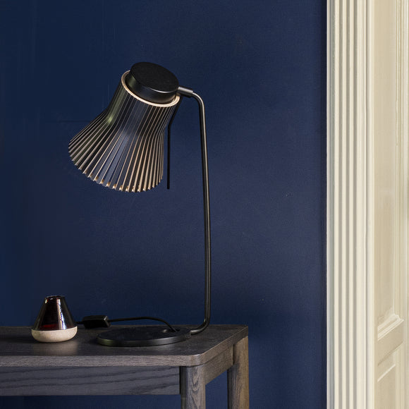 Petite 4620 Table Lamp