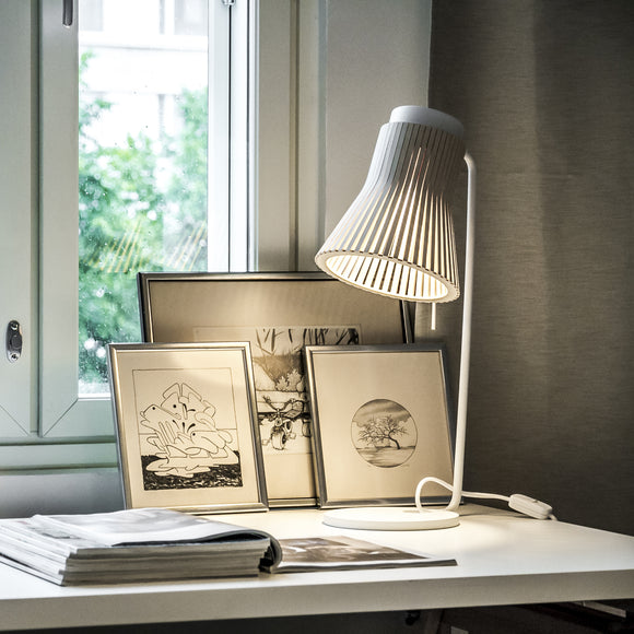 Petite 4620 Table Lamp