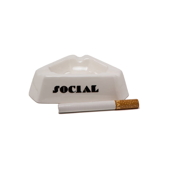 Diesel Living Social Smoker Centrepiece