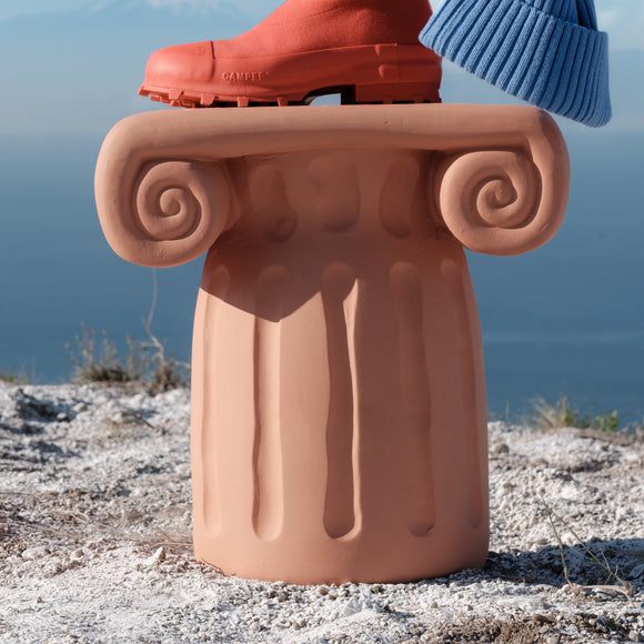 Magna Graecia Capitello Side Table