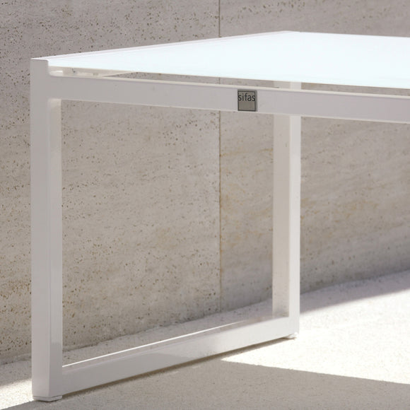 Kwadra Outdoor Side Table