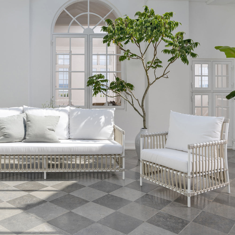 Caroline Outdoor Lounge Chair