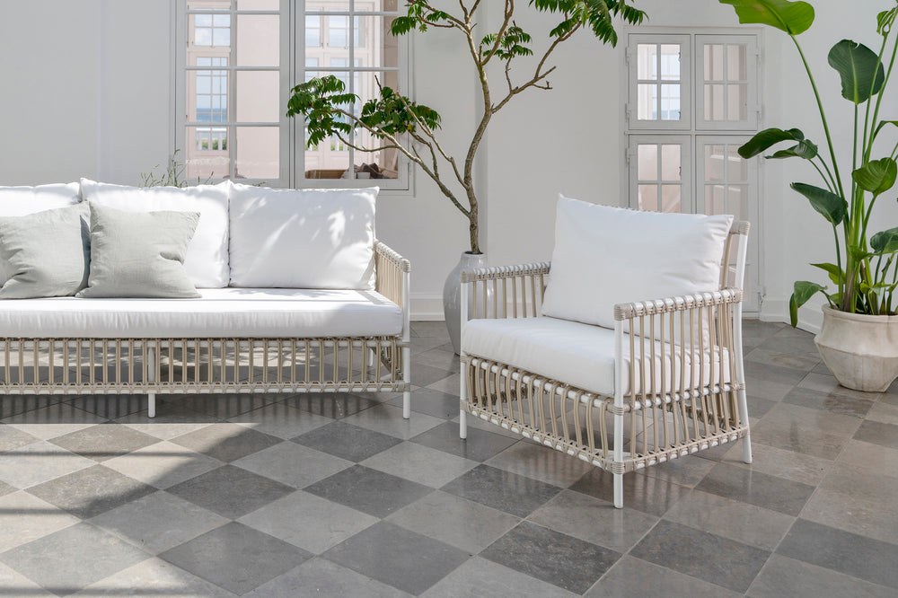 Caroline Outdoor Lounge Chair