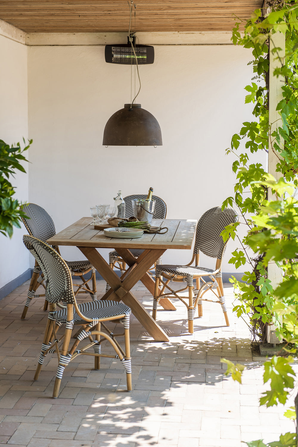 Colonial Outdoor Dining Table