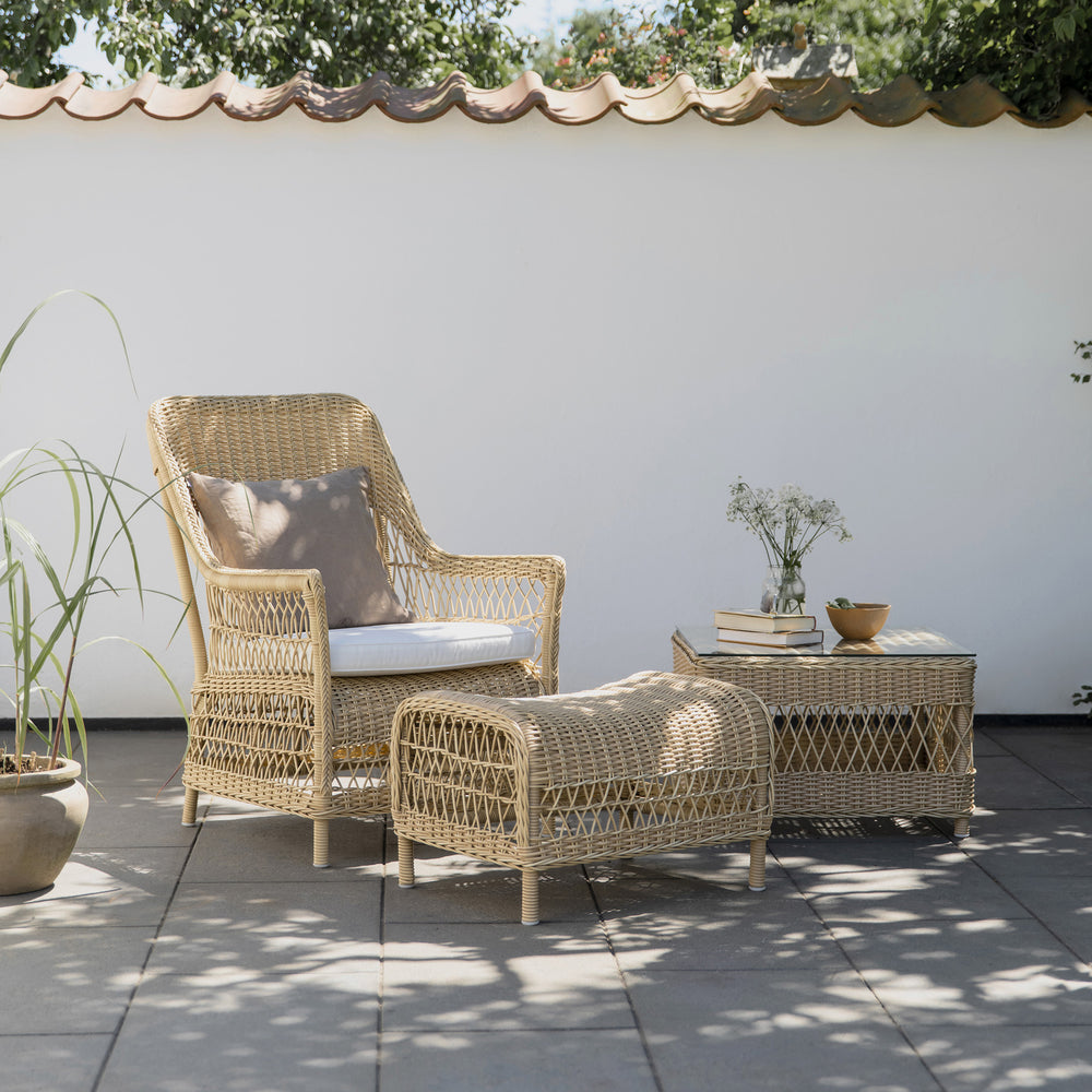 Dawn Outdoor Lounge Chair