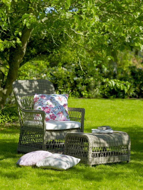 Dawn Outdoor Lounge Chair