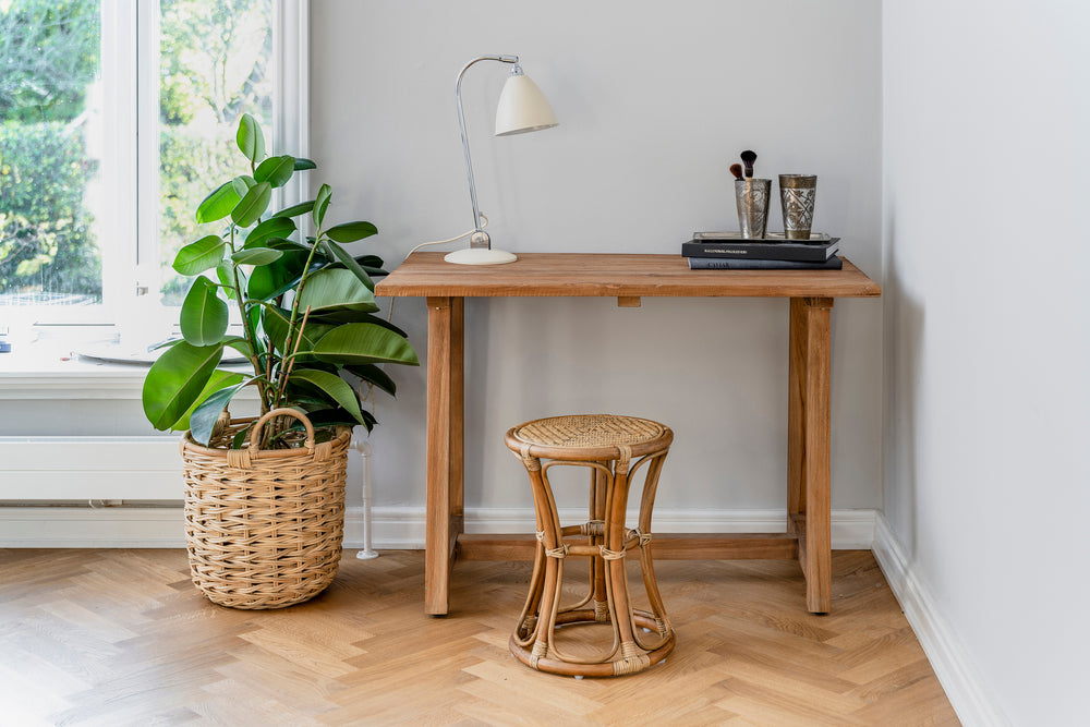 Lucas Desk