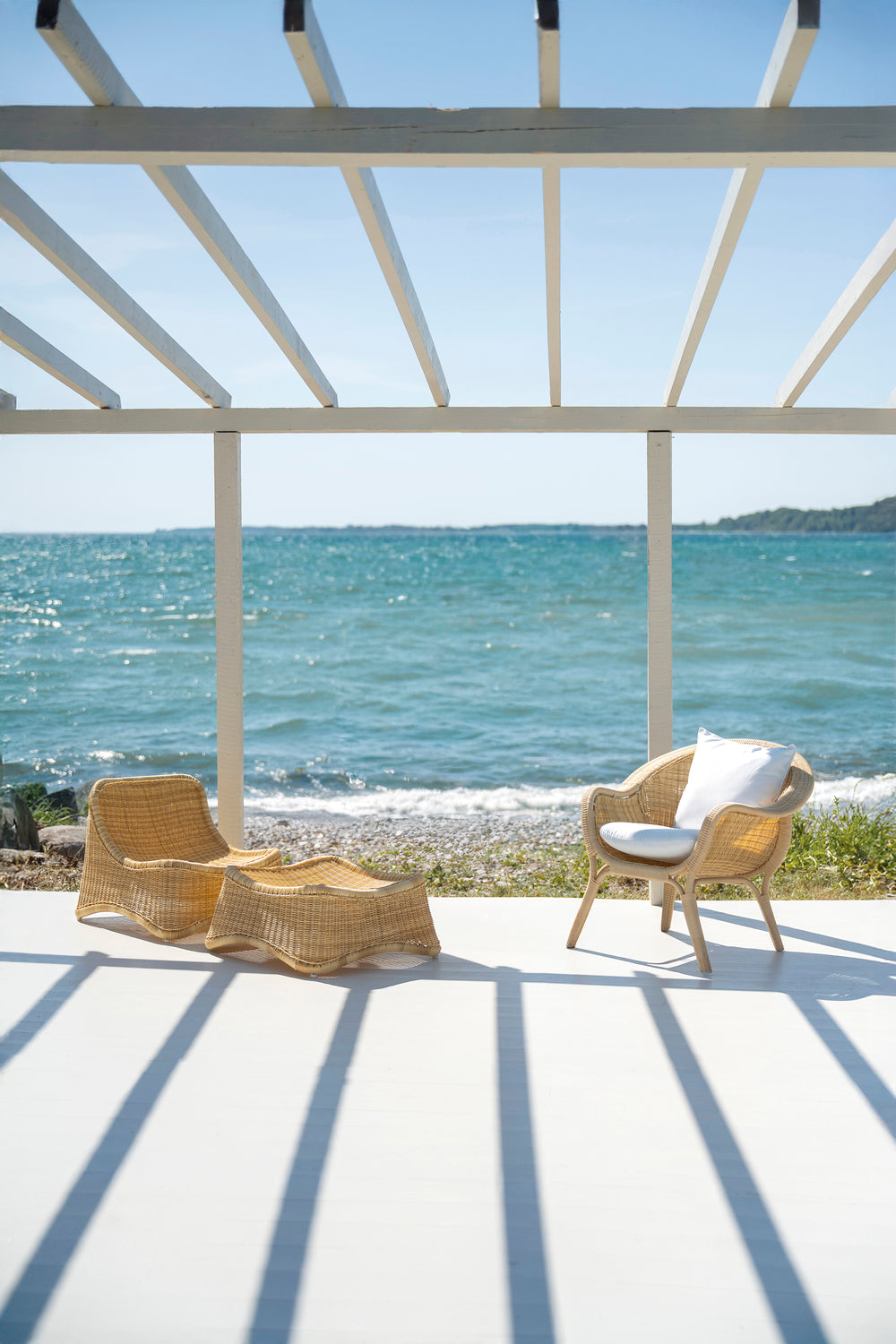 Madame Outdoor Lounge Chair