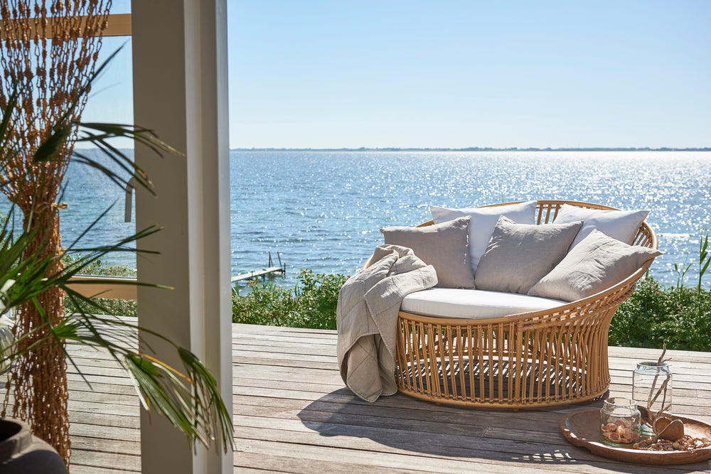 Olympia Nest Outdoor Lounge Chair