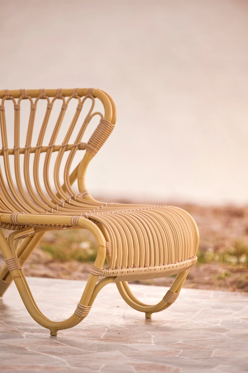 Fox Outdoor Lounge Chair