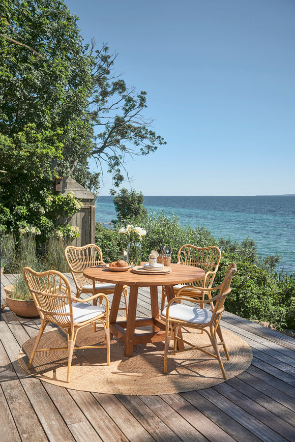 George Outdoor Round Dining Table