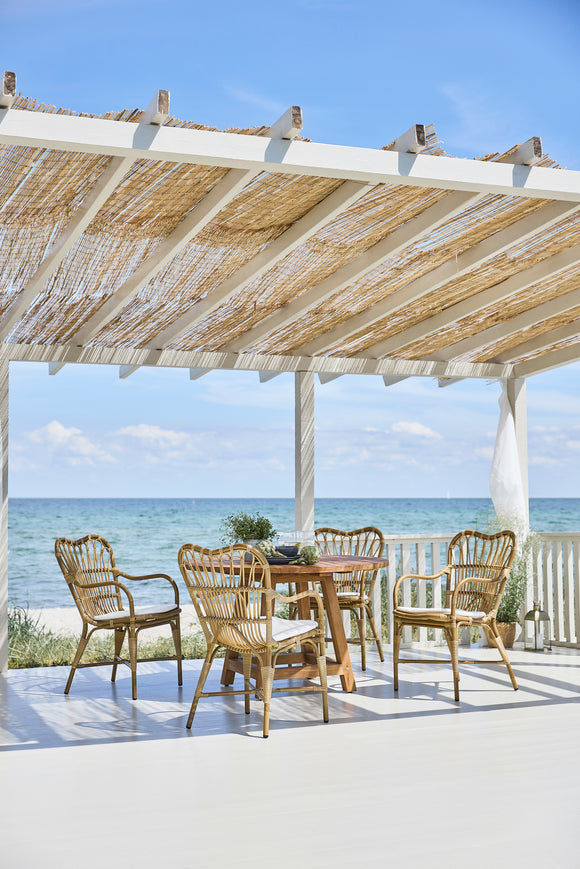 George Outdoor Round Dining Table