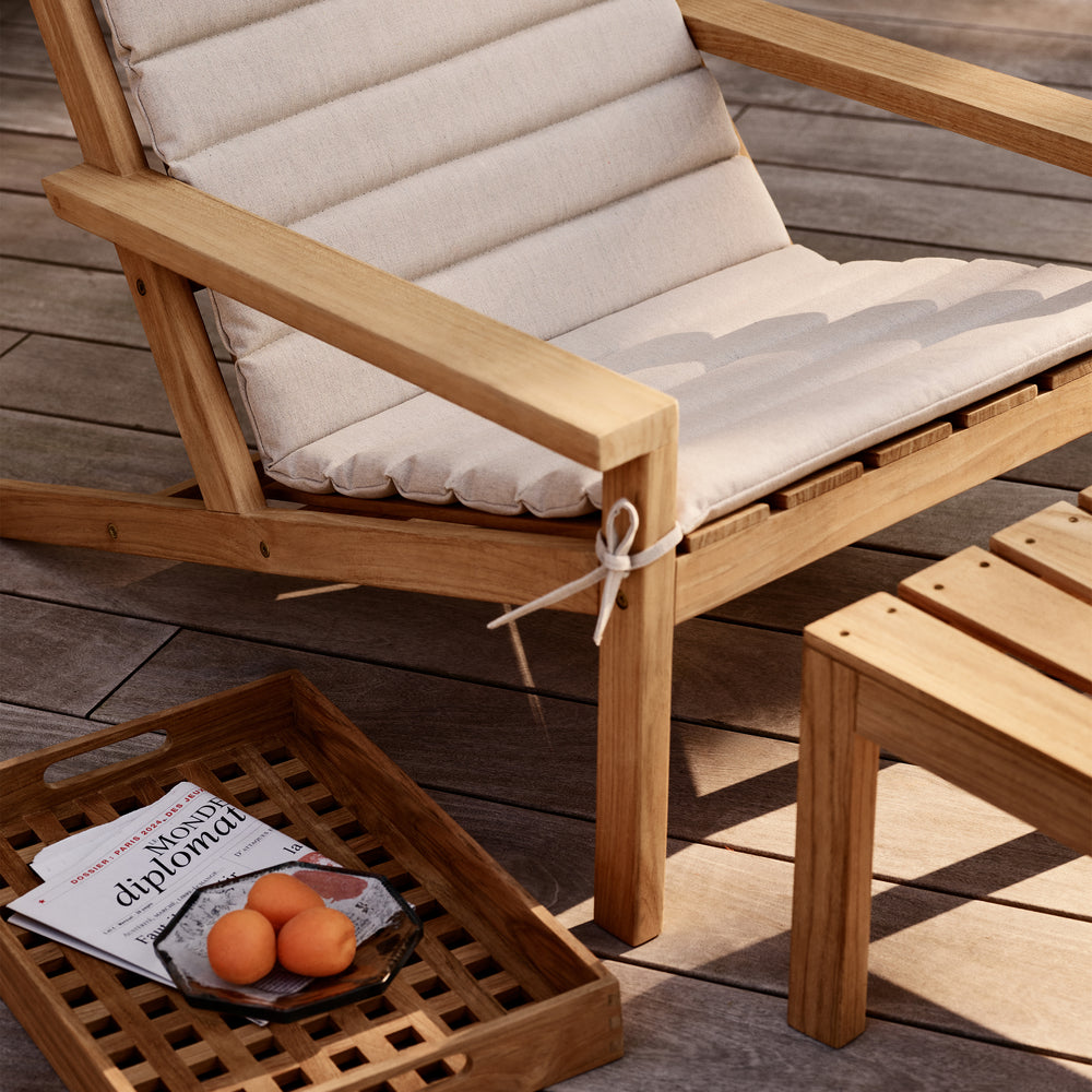Between Lines Outdoor Deck Chair
