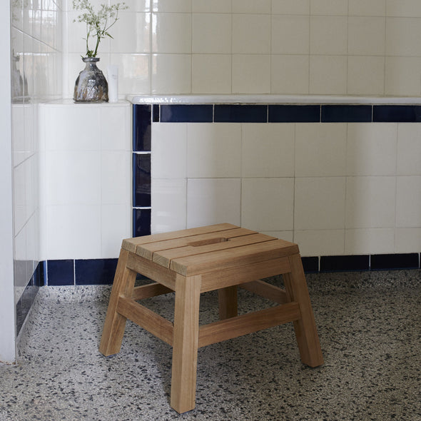 Dania Stool