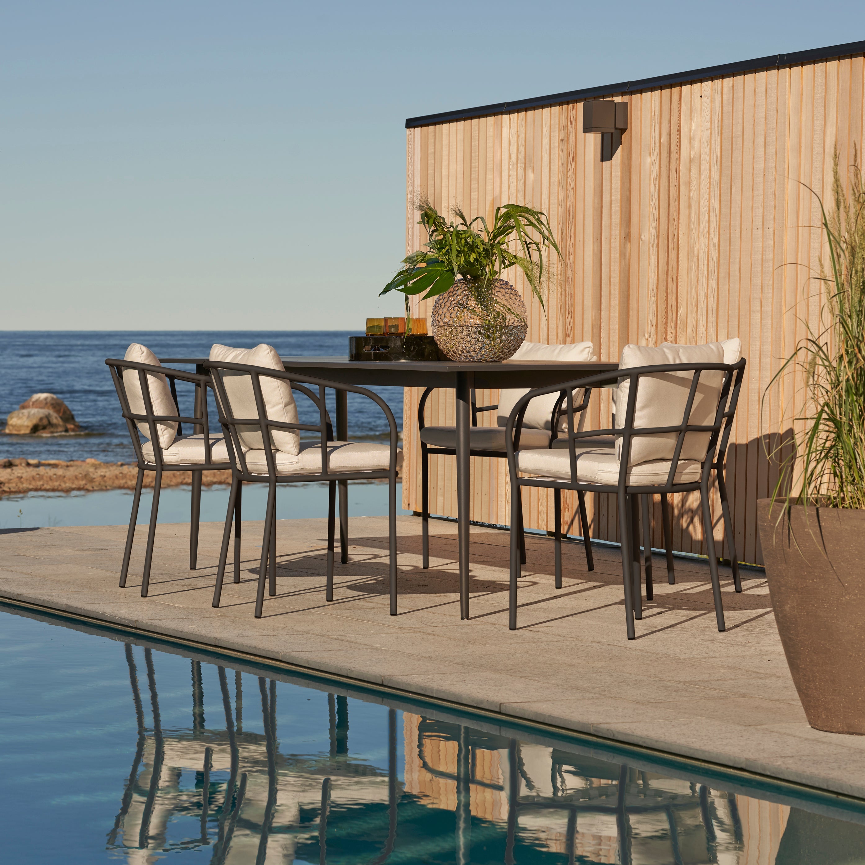 Skargaarden Salto Dining Table