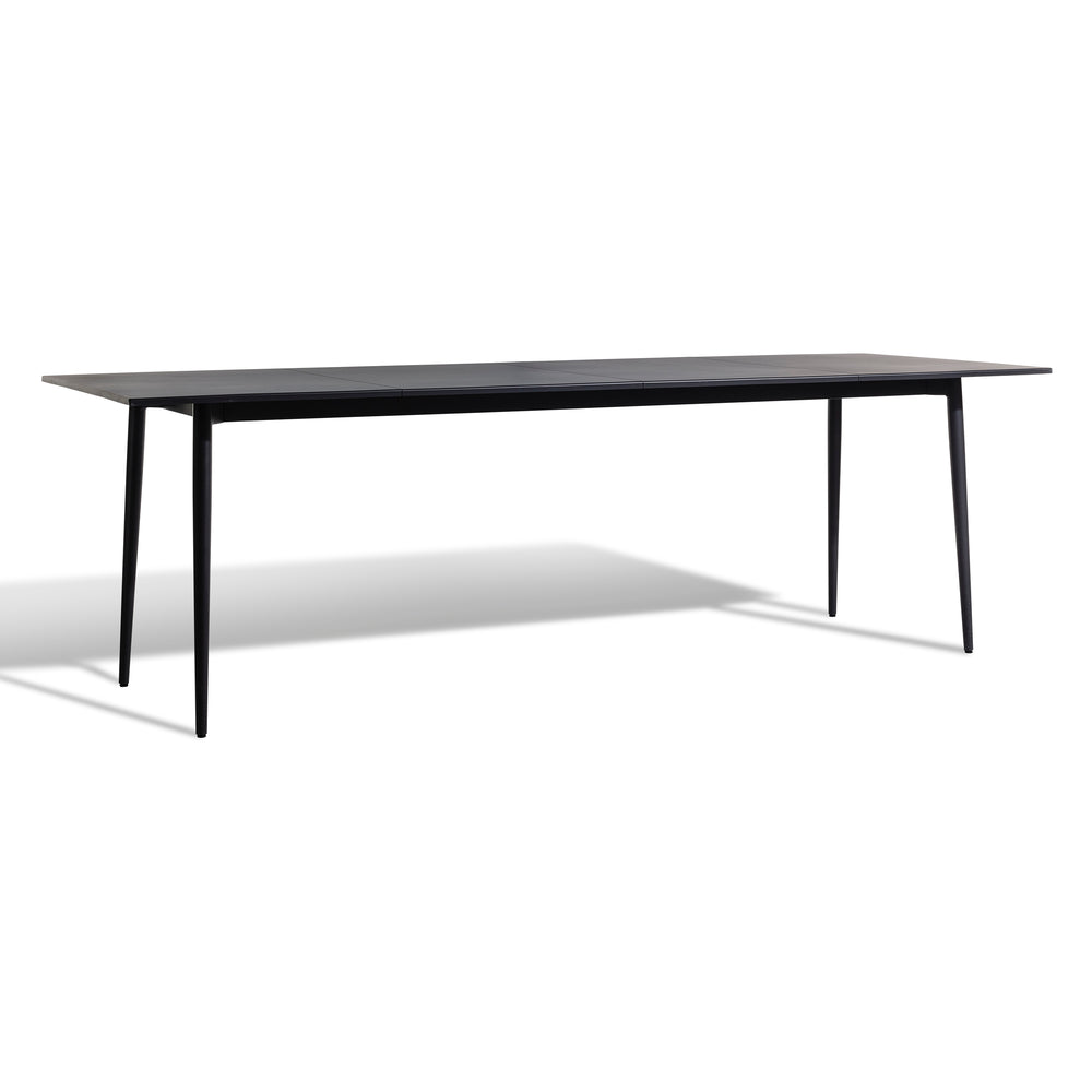 Salto Outdoor Dining Table