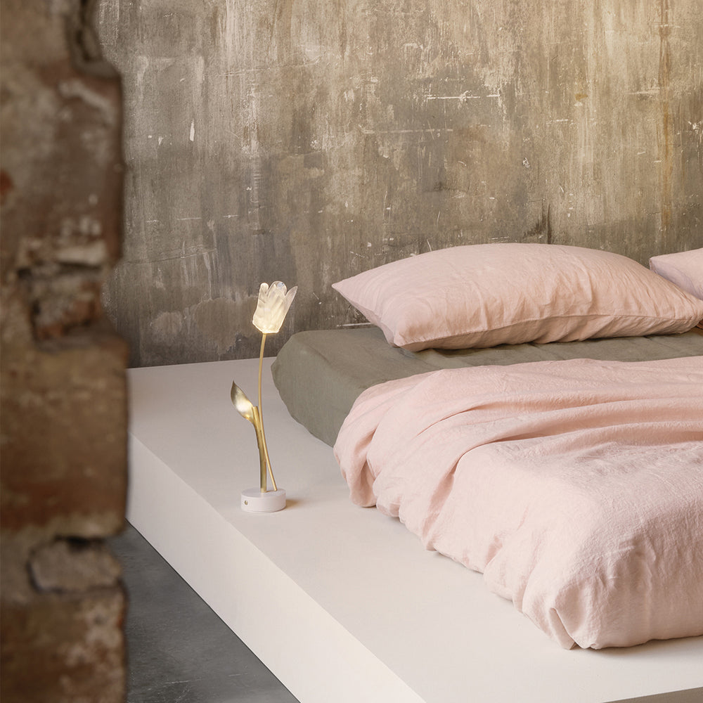 Tulip Portable LED Table Lamp