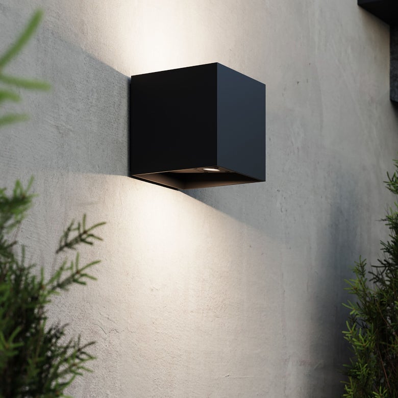 QB Outdoor LED Wall Sconce