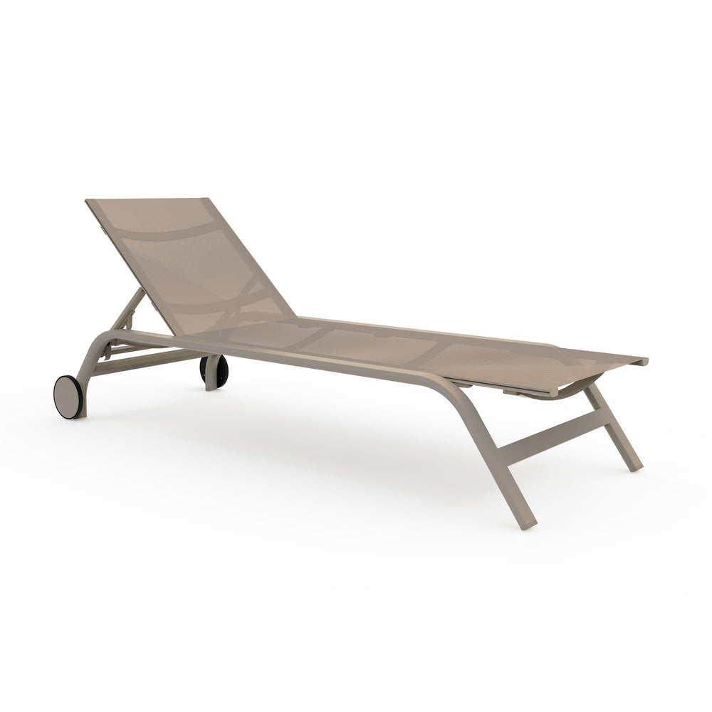 Stack Outdoor Chaiselongue with Wheels