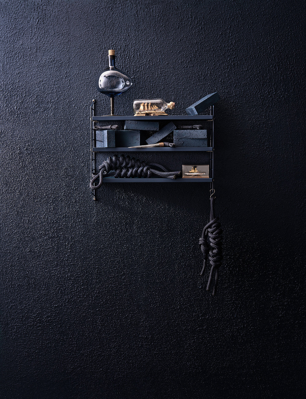 String Pocket Shelving Unit