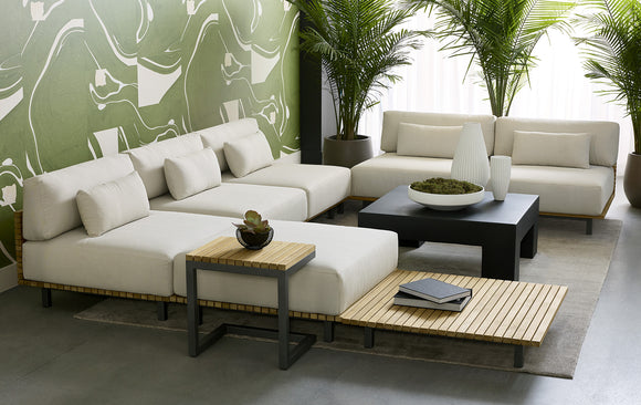 Geneve Outdoor C-Shaped End Table