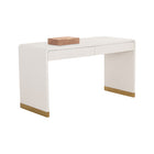 Ilona Desk