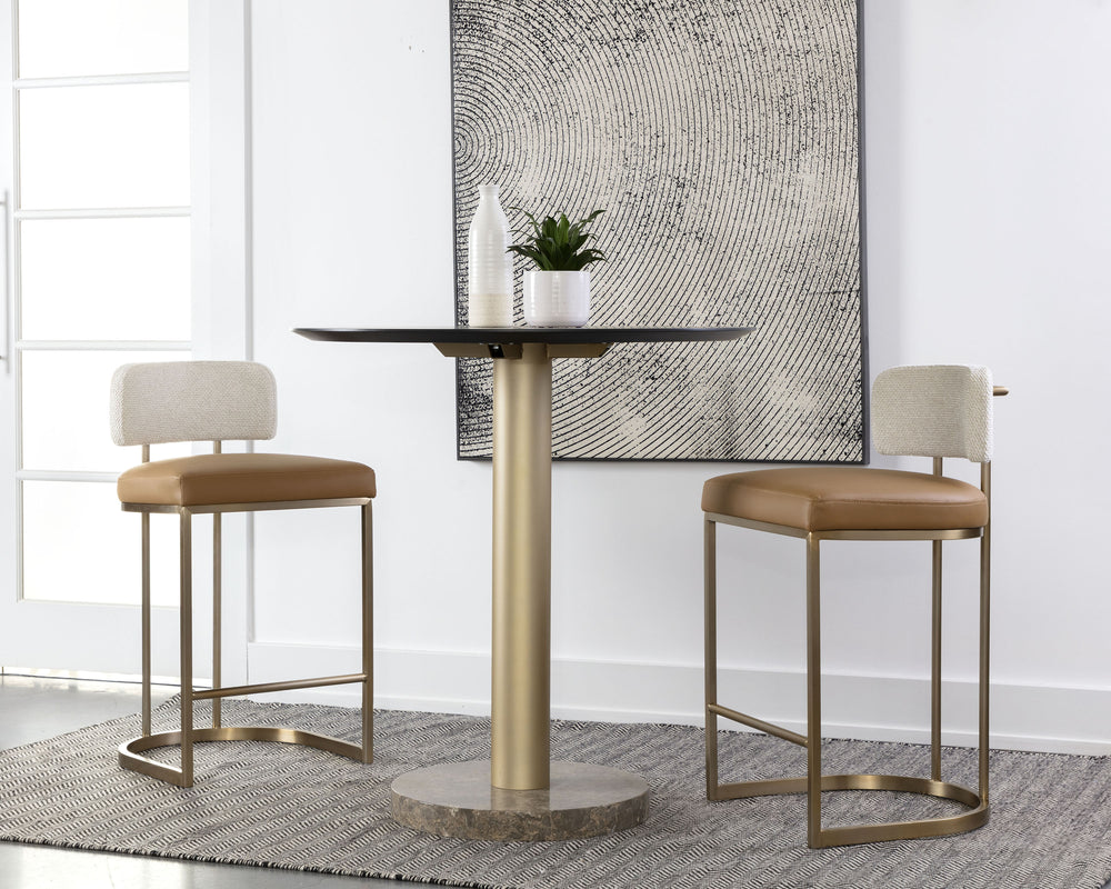 Larissa Stool