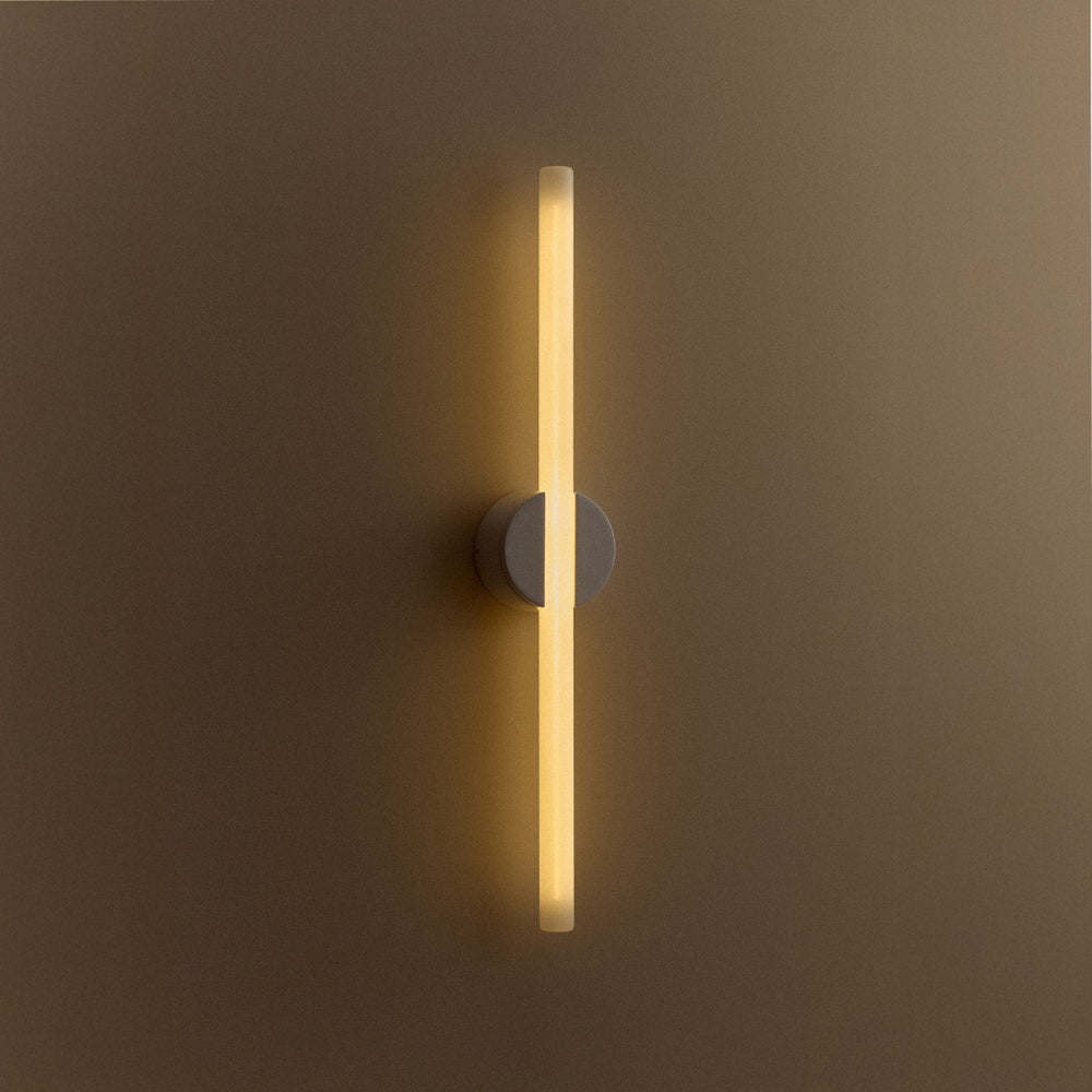 Kilter 2.0 Indoor/Outdoor Bathroom Vanity Light