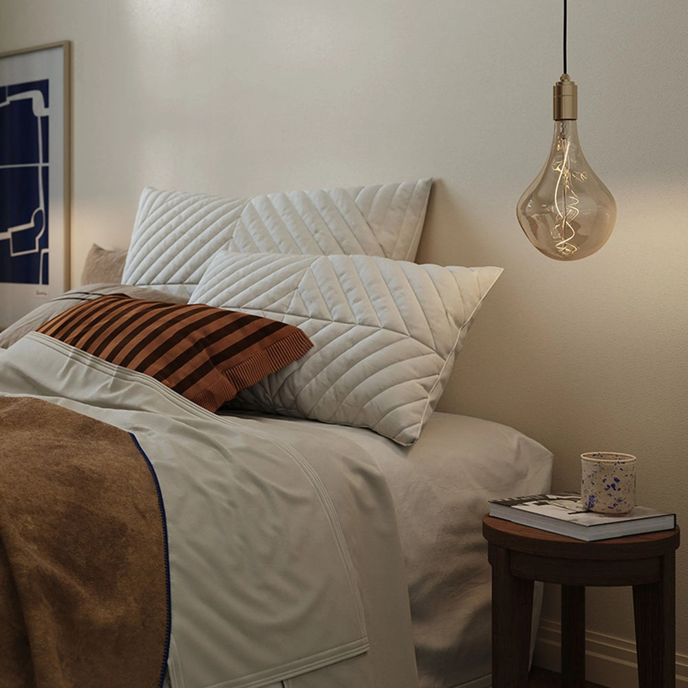 Voronoi Plug-In LED Pendant Light